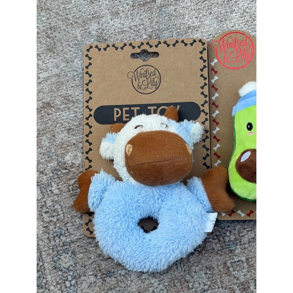 Winifred & Lily Pet Toy Bundle Cow Ring and Avocado 2PK Plush Squeak Toys NEW